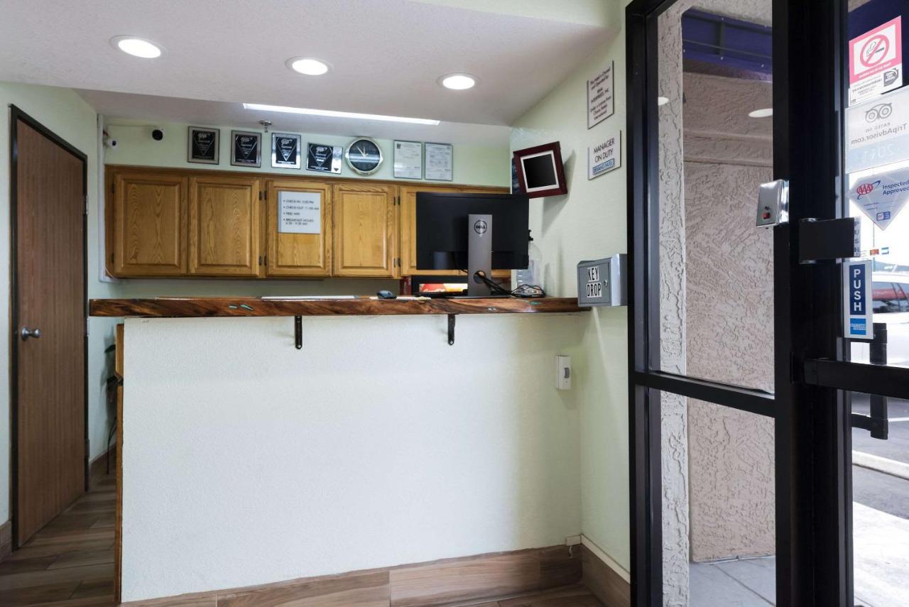 Econo Lodge Inn & Suites Williams - Grand Canyon Area Ngoại thất bức ảnh