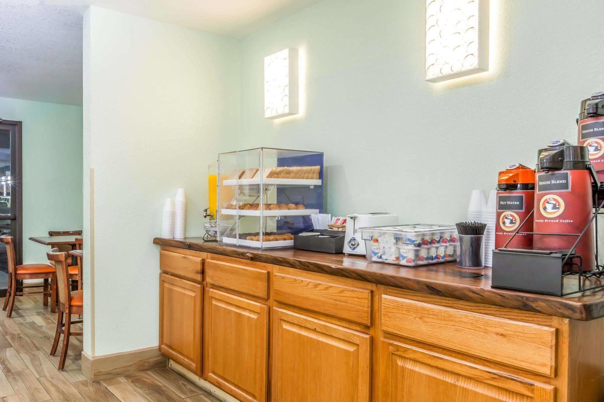 Econo Lodge Inn & Suites Williams - Grand Canyon Area Ngoại thất bức ảnh